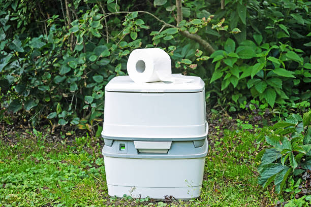 Best Restroom trailer rental cost  in Hoopeston, IL