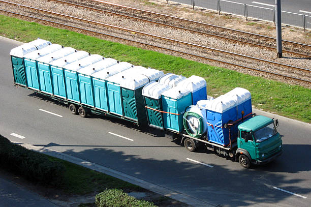 Best Porta potty rental near me  in Hoopeston, IL
